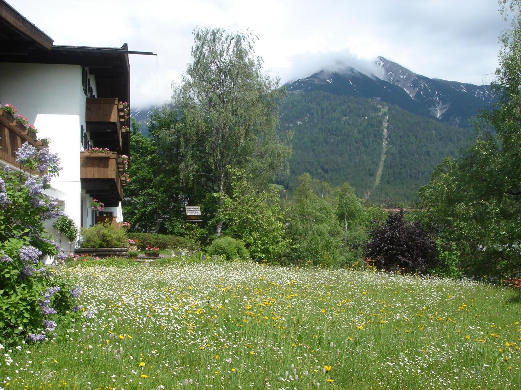 Landhaus Frenes Apartments Seefeld in Tirol Dış mekan fotoğraf
